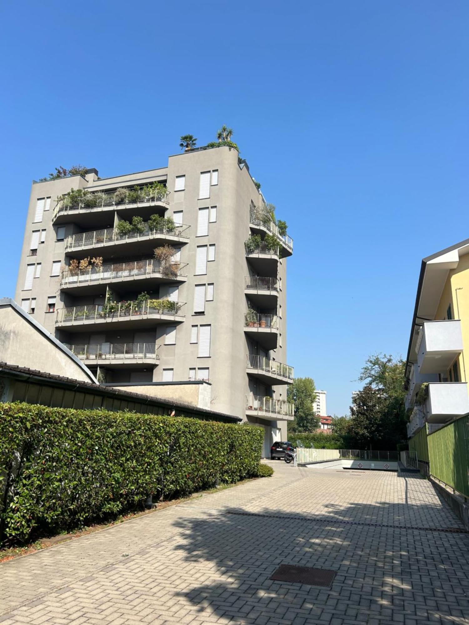 Aparthotel Fiftyfive-One Zuretti Milán Exteriér fotografie